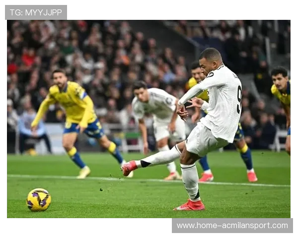 姆巴佩停球、过人、射门一气呵成,巴黎完胜 姆巴佩停球、过人、射门一气呵成,巴黎完胜