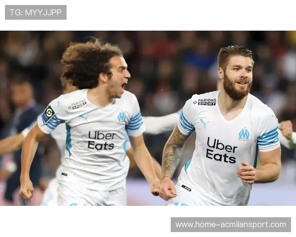 法甲里尔中路切入连贯,推进节奏越来越顺 法甲里尔中路切入连贯,推进节奏越来越顺