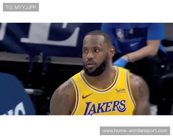 詹姆斯妙传拉开攻势,湖人打出流畅配合 詹姆斯妙传拉开攻势,湖人打出流畅配合