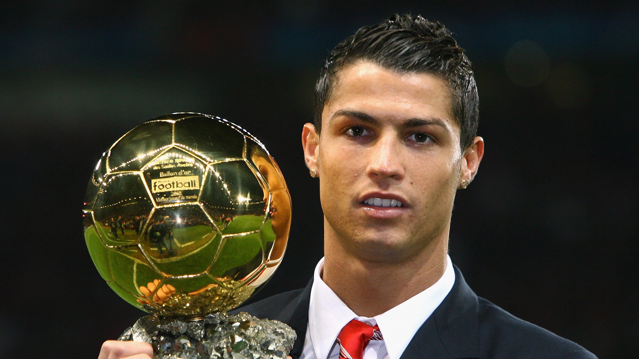 俱乐部引入新管理系统提升后勤保障和训练安排智能化水平,俱乐部运行具体方案